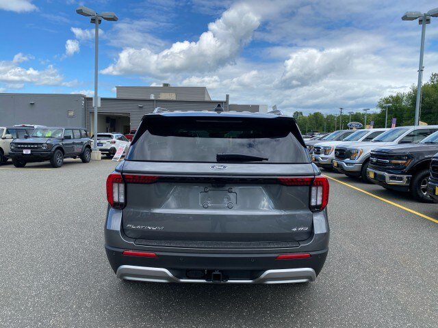 New 2026 Ford Explorer Platinum w/ LUX Leather Package AWD/4WD image 4