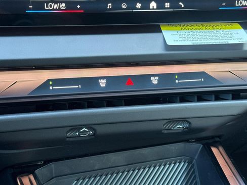 Used 2026 BMW X3 xDrive30 w/ Premium Package image 24