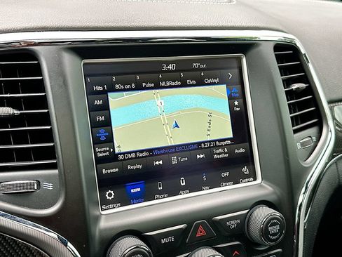 Used 2018 Jeep Grand Cherokee SRT AWD/4WD image 16