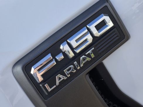 Certified 2022 Ford F150 Lariat image 8