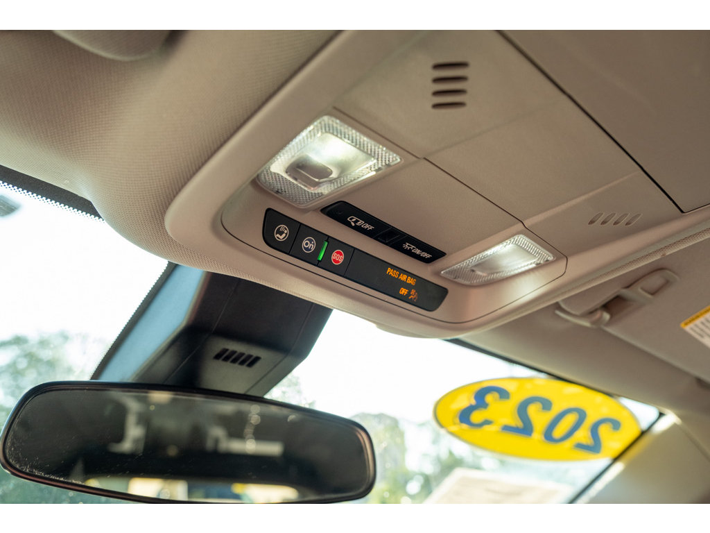 Used 2023 Chevrolet Equinox LT FWD image 30