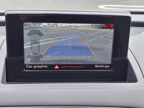 Used 2018 Audi Q3 2.0T Premium Plus image 16