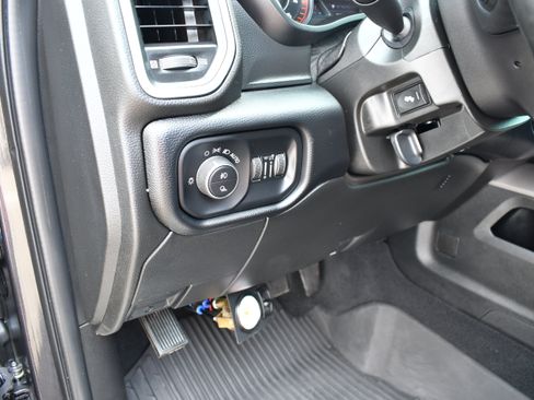 Used 2020 RAM 2500 Laramie AWD/4WD image 15