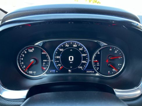 Used 2022 Chevrolet Traverse Premier w/ Redline Edition image 12