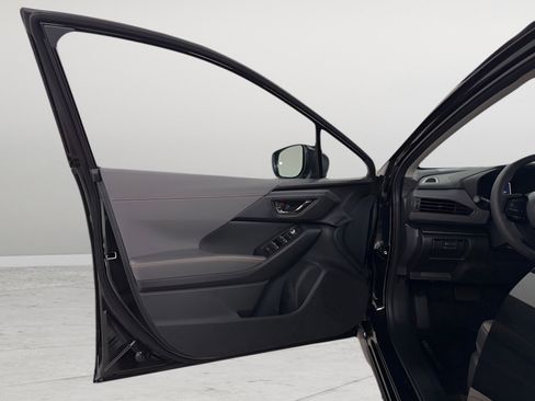 New 2026 Subaru Crosstrek 2.5i Limited w/ Crosstrek Mirror Package AWD/4WD image 19