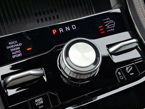 New 2026 Jeep Grand Cherokee Summit AWD/4WD image 12