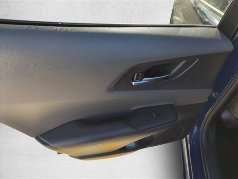 Used 2024 Toyota Prius XLE FWD image 8