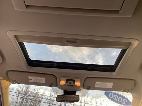 Used 2020 Toyota Sienna XLE Premium image 31