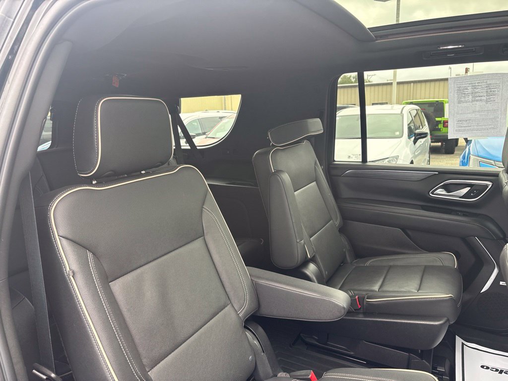 Used 2022 GMC Yukon XL SLT w/ SLT Premium Package AWD/4WD image 49