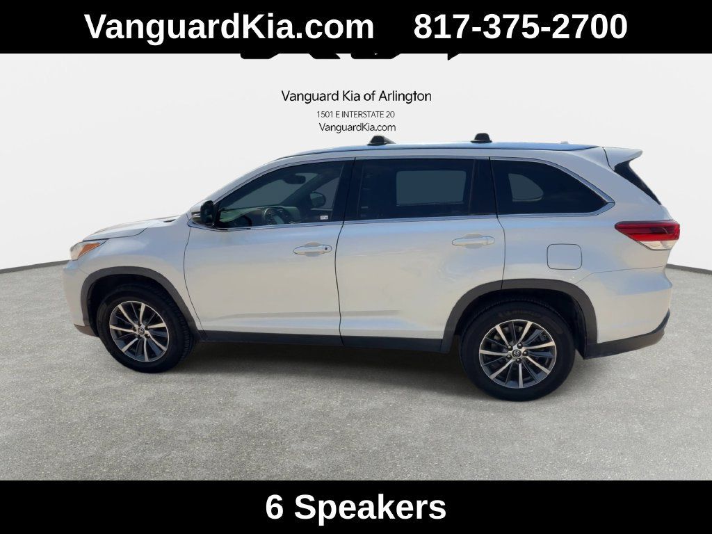 Used 2019 Toyota Highlander XLE FWD image 5