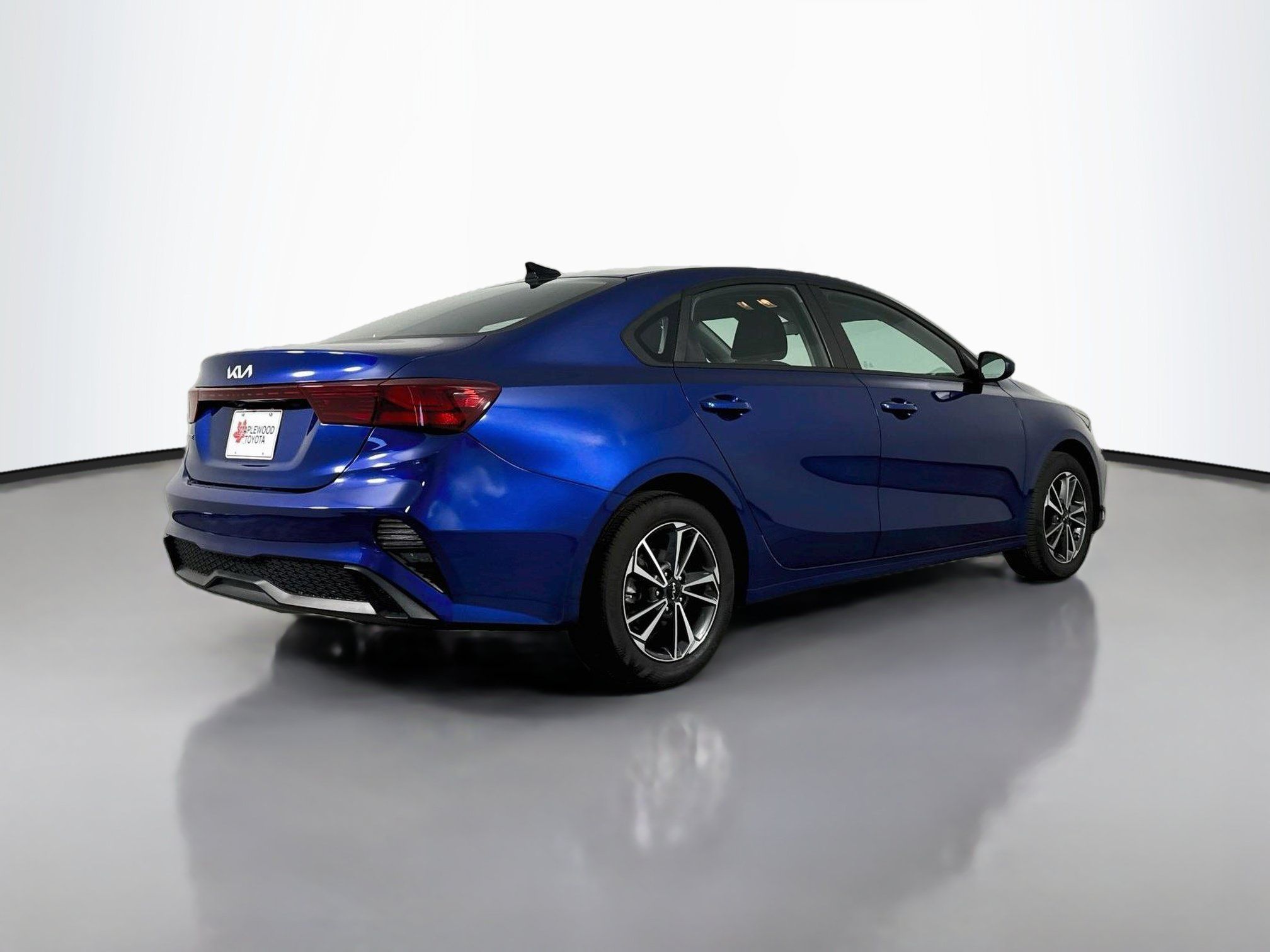 Used 2023 Kia Forte LXS FWD image 7
