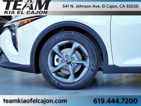 New 2026 Kia K4 LXS image 7