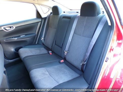 Used 2015 Nissan Sentra SV FWD image 16