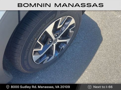 Used 2023 Kia Sportage EX w/ EX Premium Package AWD/4WD image 5