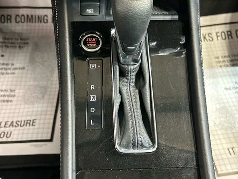 Used 2023 Nissan Kicks SR w/ SR Premium Package FWD image 7