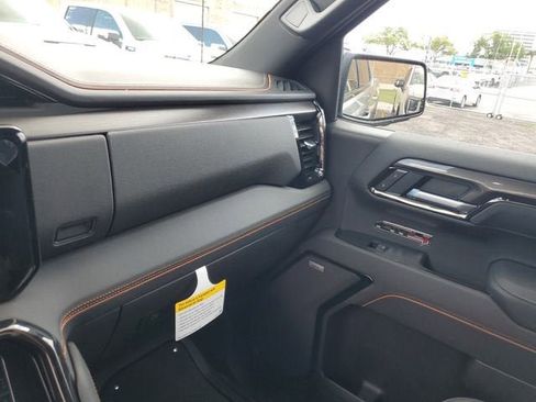 New 2026 GMC Sierra 1500 AT4 w/ AT4 Premium Package image 27