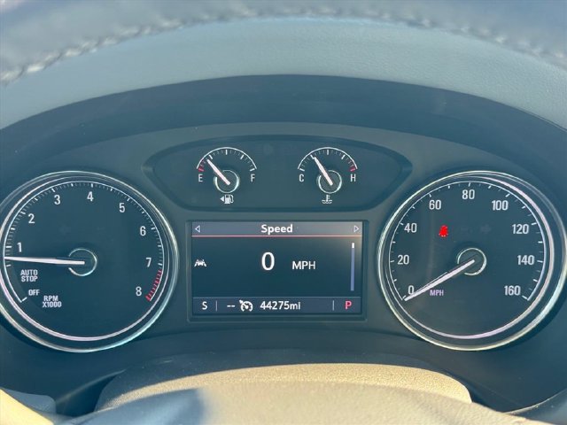 Used 2024 Buick Enclave Essence w/ LPO, Cargo Package FWD image 20