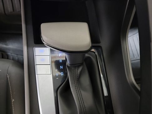 Used 2024 Hyundai Elantra SEL FWD image 18