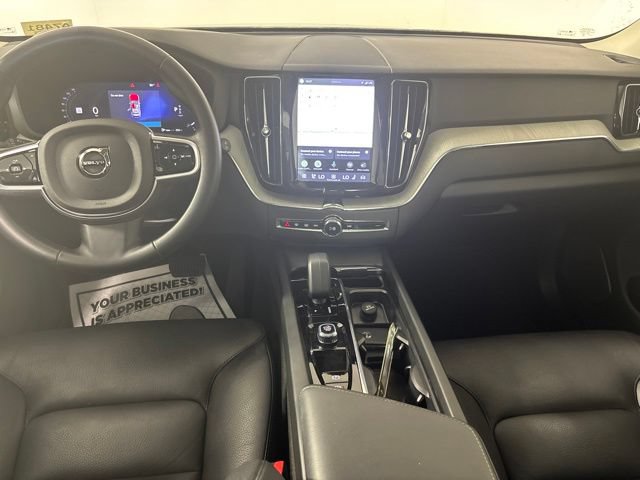 Used 2025 Volvo XC60 B5 Plus AWD/4WD image 19