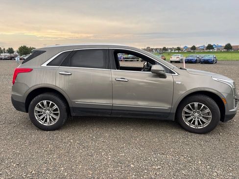Used 2018 Cadillac XT5 Luxury w/ Driver Awareness Package AWD/4WD image 14