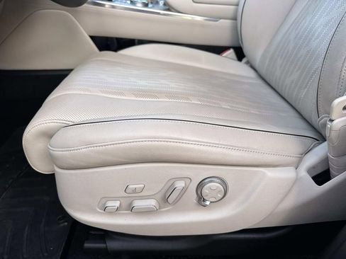 Used 2024 Genesis GV80 3.5T w/ Advanced Package image 21