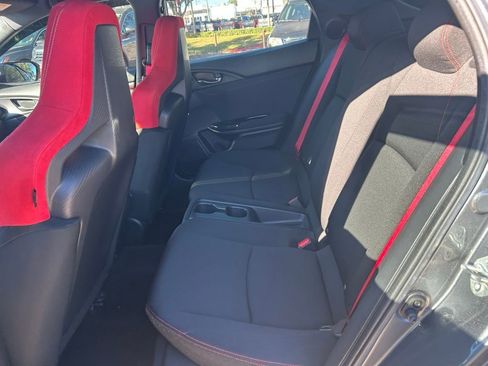 Used 2018 Honda Civic Type R image 41