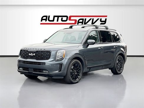 Used 2022 Kia Telluride SX w/ SX Prestige Package image 3