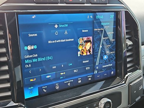 Used 2022 Ford F350 Lariat w/ Black Appearance Package image 23