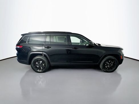 New 2026 Jeep Grand Cherokee L 4WD image 8