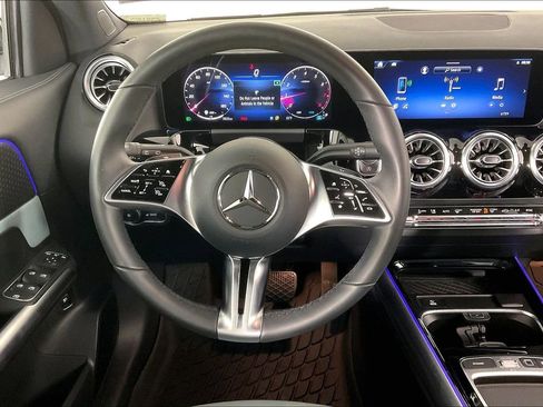 Used 2026 Mercedes-Benz GLA 250 GLA 250 image 5