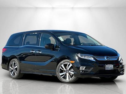 Used 2018 Honda Odyssey Elite