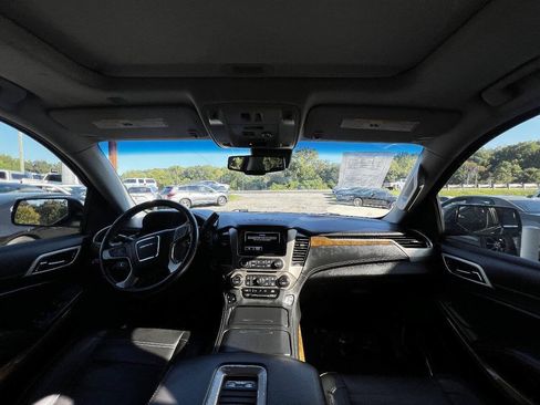 Used 2017 GMC Yukon Denali w/ Open Road Package AWD/4WD image 13