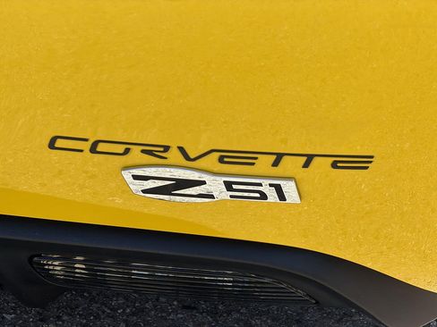 Used 2007 Chevrolet Corvette Convertible w/ Preferred Equipment Group RWD image 26