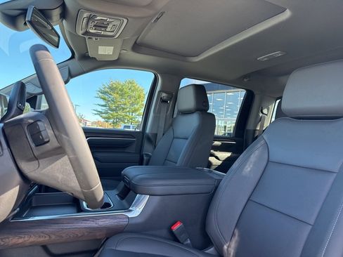 New 2026 GMC Sierra 2500 SLT w/ SLT Premium Package image 16