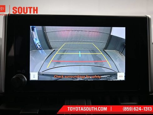 Certified 2024 Toyota RAV4 XLE AWD/4WD image 18