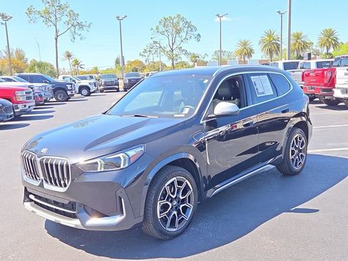 Used 2023 BMW X1 xDrive28i w/ Premium Package image 2