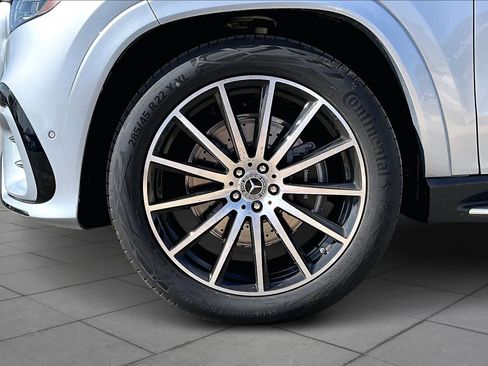 New 2026 Mercedes-Benz GLS 450 4MATIC image 21