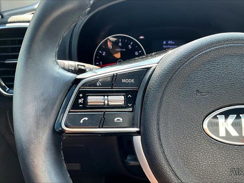 Used 2021 Kia Sportage EX w/ EX Technology Package image 22