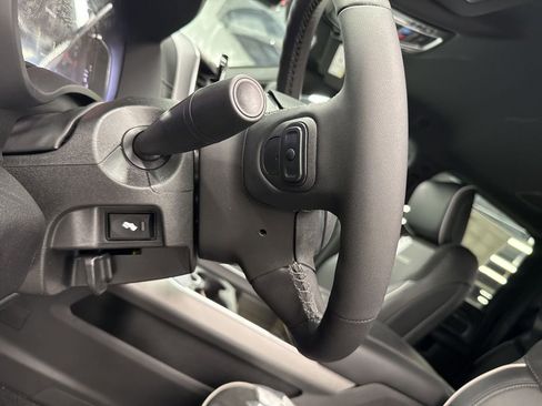 New 2026 RAM 2500 Laramie AWD/4WD image 21