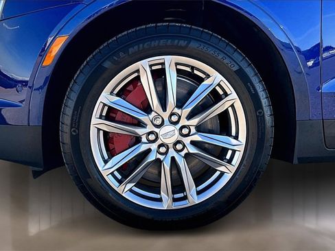 New 2026 Cadillac XT5 Sportv w/ LPO, Floor Liner Package image 12