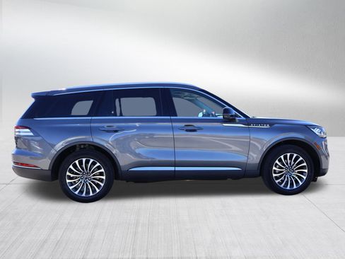 Used 2022 Lincoln Aviator AWD w/ Premium Package image 8