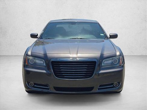 Used 2014 Chrysler 300 S RWD image 2