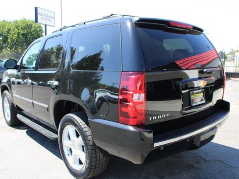 Used 2013 Chevrolet Tahoe LTZ AWD/4WD image 42