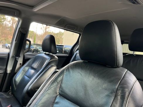 Used 2018 Toyota Sienna SE image 13