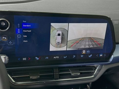 New 2026 Chevrolet Equinox EV LT image 9