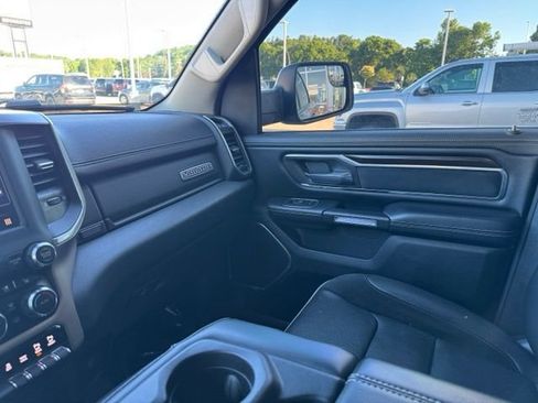 Used 2022 RAM 1500 Laramie AWD/4WD image 19