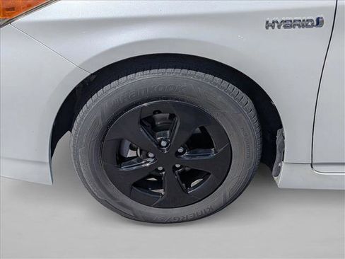 Used 2013 Toyota Prius Three FWD image 15