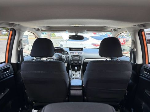 Used 2014 Subaru Crosstrek 2.0i Premium w/ Moonroof Package AWD/4WD image 10