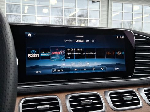 Certified 2025 Mercedes-Benz GLS 450 GLS 450 image 20