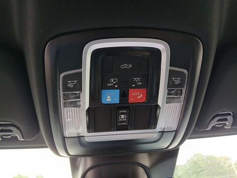 New 2026 RAM 3500 Laramie AWD/4WD image 41